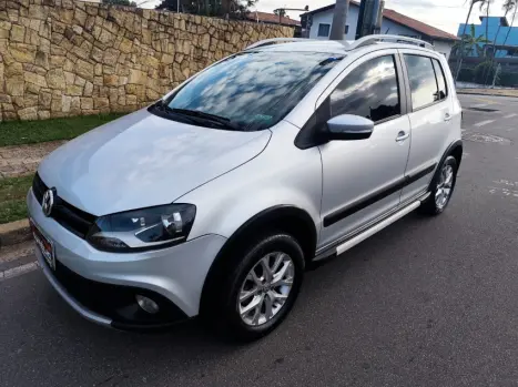 VOLKSWAGEN Crossfox 1.6 4P FLEX, Foto 2