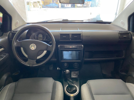 VOLKSWAGEN Crossfox 1.6 4P FLEX, Foto 6