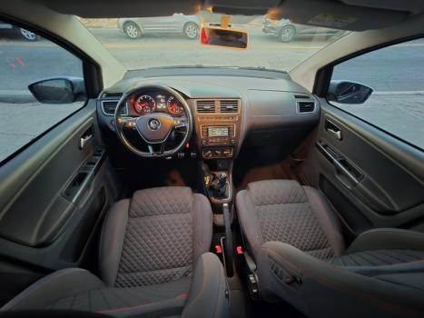 VOLKSWAGEN Crossfox 1.6 4P FLEX, Foto 2