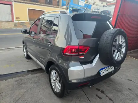 VOLKSWAGEN Crossfox 1.6 4P FLEX, Foto 3