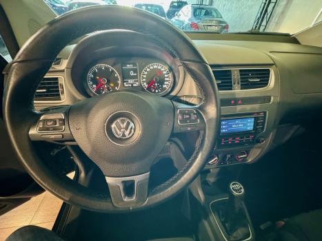 VOLKSWAGEN Fox 1.6 4P HIGHLINE FLEX, Foto 5