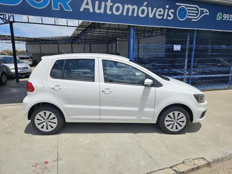 VOLKSWAGEN Fox 1.6 4P MSI TRENDLINE FLEX, Foto 14