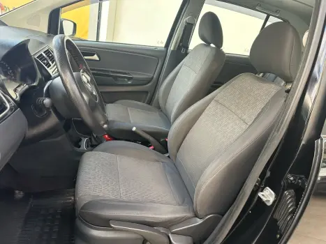 VOLKSWAGEN Fox 1.6 4P FLEX, Foto 6