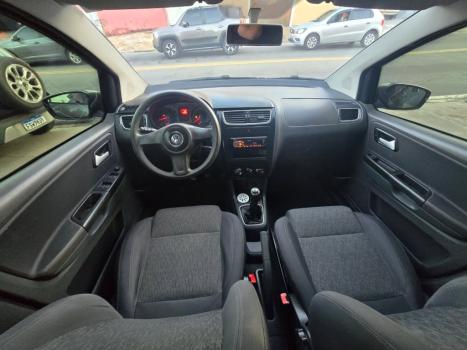 VOLKSWAGEN Fox 1.6 4P, Foto 2