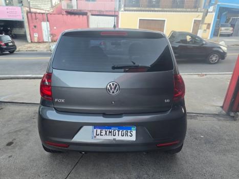 VOLKSWAGEN Fox 1.6 4P, Foto 6