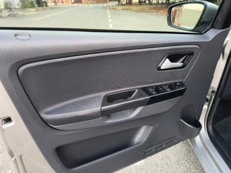 VOLKSWAGEN Fox 1.6 4P TREND FLEX, Foto 6