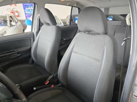 VOLKSWAGEN Fox 1.6 4P TRENDLINE FLEX, Foto 15