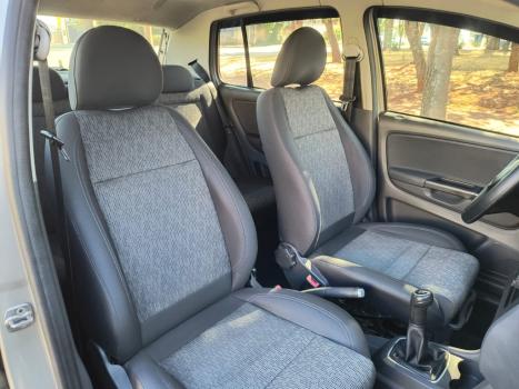 VOLKSWAGEN Fox 1.6 4P TREND FLEX, Foto 11