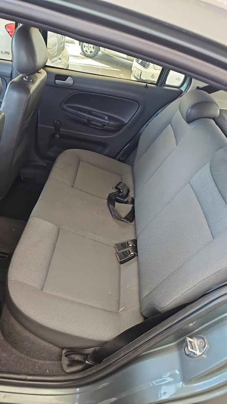 VOLKSWAGEN Gol 1.0 4P G5 FLEX, Foto 11