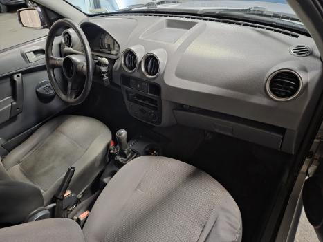 VOLKSWAGEN Gol 1.0 MI 4P, Foto 3