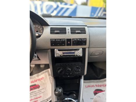 VOLKSWAGEN Gol 1.6 MI 4P, Foto 11