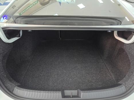 VOLKSWAGEN Jetta 1.4 4P 250 TSI R-LINE AUTOMTICO, Foto 17