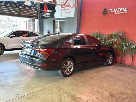 VOLKSWAGEN Jetta 1.4 4P 250 TSI R-LINE AUTOMTICO, Foto 2