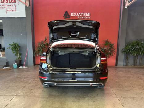 VOLKSWAGEN Jetta 1.4 4P 250 TSI R-LINE AUTOMTICO, Foto 6