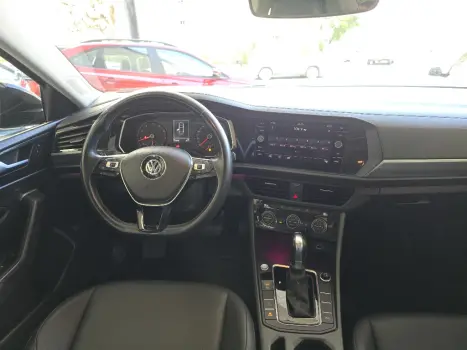 VOLKSWAGEN Jetta 1.4 4P 250 TSI TURBO CONFORTLINE AUTOMTICO, Foto 10