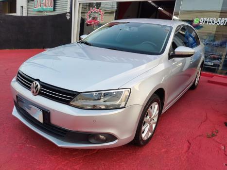 VOLKSWAGEN Jetta 2.0 4P CONFORTLINE TIPTRONIC AUTOMTICO, Foto 2