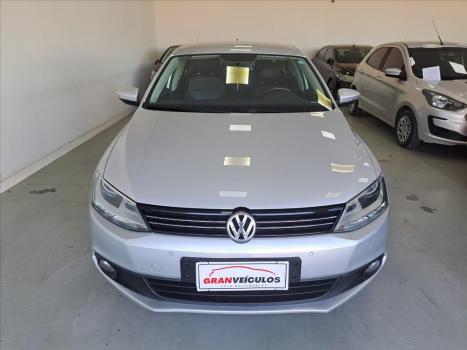 VOLKSWAGEN Jetta 2.0 4P FLEX CONFORTLINE TIPTRONIC AUTOMTICO, Foto 2