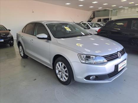 VOLKSWAGEN Jetta 2.0 4P FLEX CONFORTLINE TIPTRONIC AUTOMTICO, Foto 3