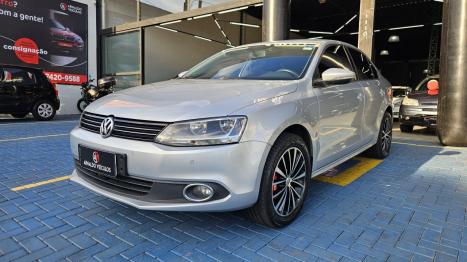 VOLKSWAGEN Jetta 2.0 4P CONFORTLINE TIPTRONIC AUTOMTICO, Foto 2