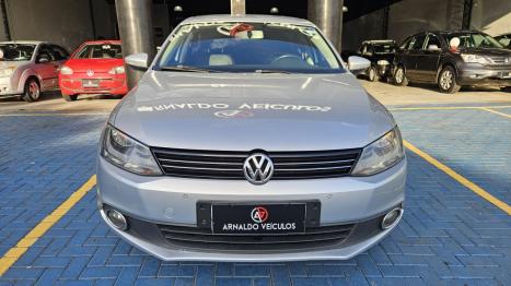 VOLKSWAGEN Jetta 2.0 4P CONFORTLINE TIPTRONIC AUTOMTICO, Foto 3