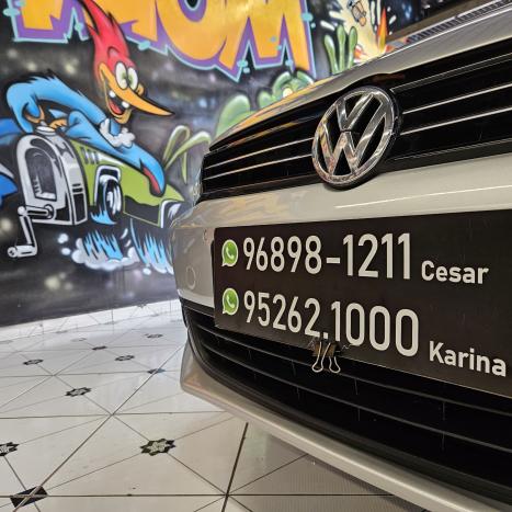 VOLKSWAGEN Jetta 2.0 4P FLEX CONFORTLINE TIPTRONIC AUTOMTICO, Foto 2
