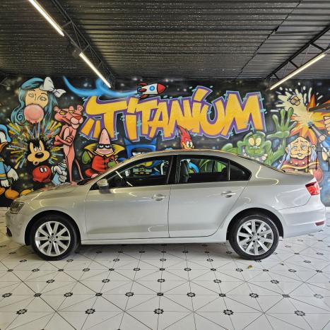 VOLKSWAGEN Jetta 2.0 4P FLEX CONFORTLINE TIPTRONIC AUTOMTICO, Foto 6