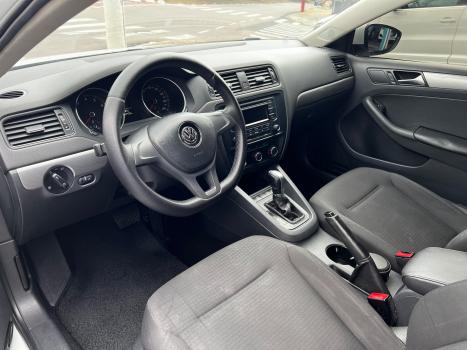 VOLKSWAGEN Jetta 2.0 4P TRENDLINE FLEX AUTOMTICO, Foto 9