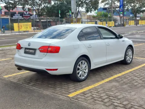 VOLKSWAGEN Jetta 2.0 4P CONFORTLINE TIPTRONIC AUTOMTICO, Foto 4