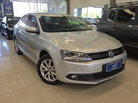 VOLKSWAGEN Jetta 2.0 4P FLEX CONFORTLINE TIPTRONIC AUTOMTICO, Foto 1