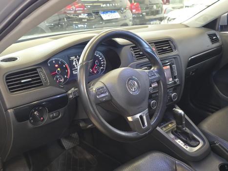 VOLKSWAGEN Jetta 2.0 4P FLEX CONFORTLINE TIPTRONIC AUTOMTICO, Foto 14