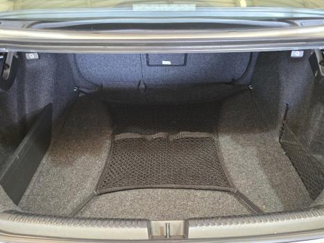 VOLKSWAGEN Jetta 2.0 4P FLEX CONFORTLINE TIPTRONIC AUTOMTICO, Foto 17