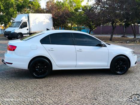 VOLKSWAGEN Jetta 2.0 4P FLEX CONFORTLINE TIPTRONIC AUTOMTICO, Foto 6