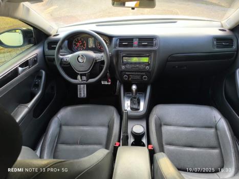 VOLKSWAGEN Jetta 2.0 4P FLEX CONFORTLINE TIPTRONIC AUTOMTICO, Foto 9