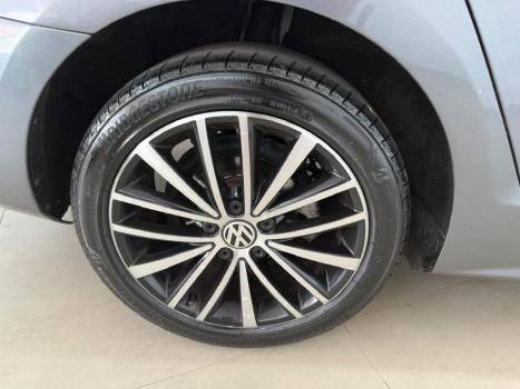 VOLKSWAGEN Jetta 2.0 4P TSI HIGHLINE 211 CV AUTOMTICO, Foto 10