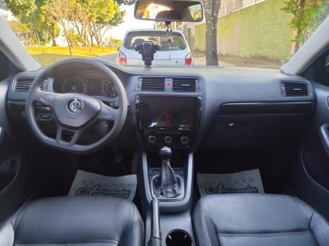 VOLKSWAGEN Jetta 2.0 4P CONFORTLINE FLEX, Foto 14