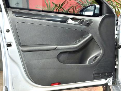 VOLKSWAGEN Jetta 2.0 4P TSI HIGHLINE 211 CV AUTOMTICO, Foto 17
