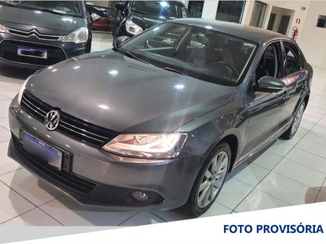 VOLKSWAGEN Jetta , Foto 1