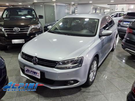 VOLKSWAGEN Jetta , Foto 1