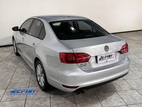 VOLKSWAGEN Jetta , Foto 4