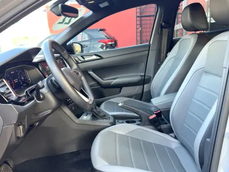 VOLKSWAGEN Nivus 1.0 4P FLEX 200 TSI HIGHLINE TURBO AUTOMTICO, Foto 8