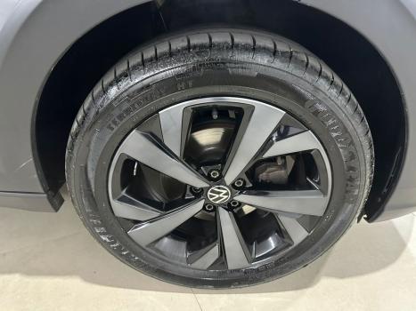 VOLKSWAGEN Nivus 1.0 4P FLEX 200 TSI HIGHLINE TURBO AUTOMTICO, Foto 9