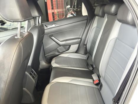 VOLKSWAGEN Nivus 1.0 4P FLEX 200 TSI HIGHLINE TURBO AUTOMTICO, Foto 16