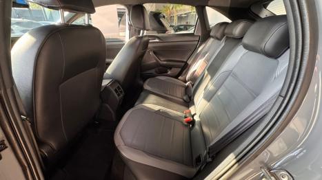 VOLKSWAGEN Nivus 1.0 4P FLEX 200 TSI HIGHLINE TURBO AUTOMTICO, Foto 4