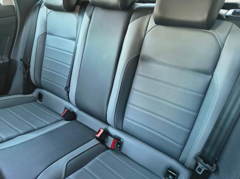 VOLKSWAGEN Nivus 1.0 4P FLEX 200 TSI HIGHLINE TURBO AUTOMTICO, Foto 8