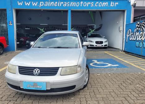 VOLKSWAGEN Passat 1.8 TURBO, Foto 1