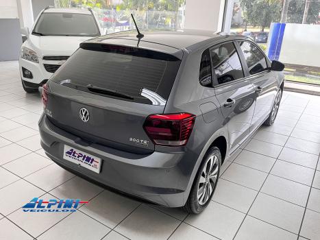 VOLKSWAGEN Polo Hatch , Foto 3