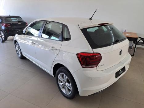 VOLKSWAGEN Polo Hatch 1.0 12V 4P MPI FLEX, Foto 4