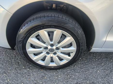 VOLKSWAGEN Polo Sedan 1.6 4P FLEX, Foto 6