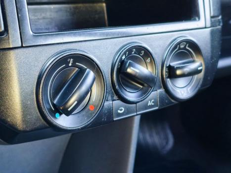 VOLKSWAGEN Polo Sedan 1.6 4P FLEX, Foto 14