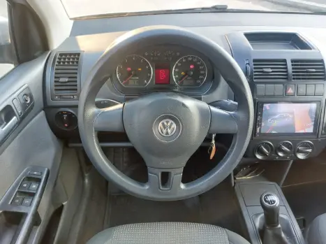 VOLKSWAGEN Polo Sedan 1.6 4P CONFORTLINE, Foto 9